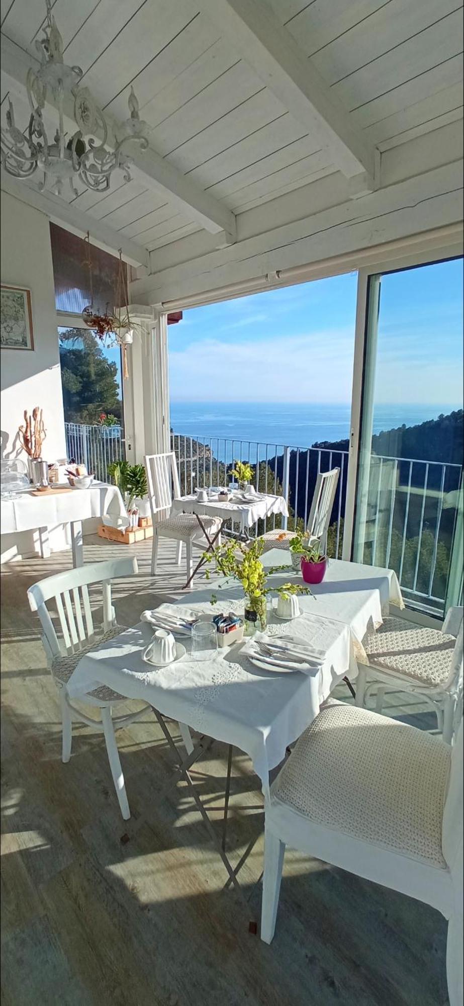 Message In A Bottle Bed And Breakfast Camporosso  Εξωτερικό φωτογραφία